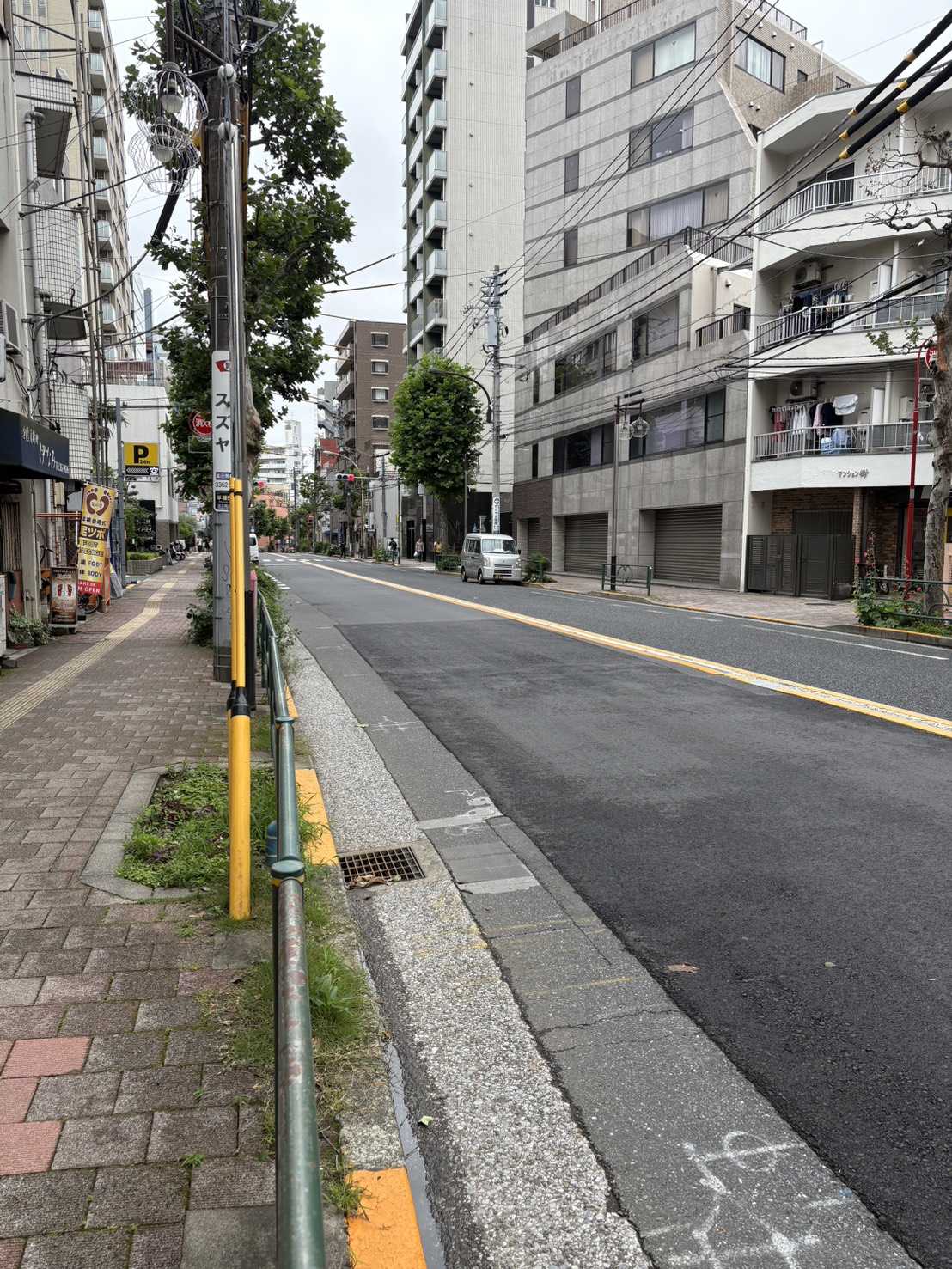 さらにまっすぐ進む